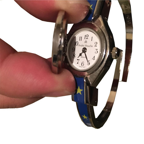 ساعت آندره موشه مدل ۸۸۱-۰۷۱۰۲ | فروشگاه اینترنتی عطرونک - مرجع خرید عطر، ادکلن، لوازم آرایشی و اکسسوری